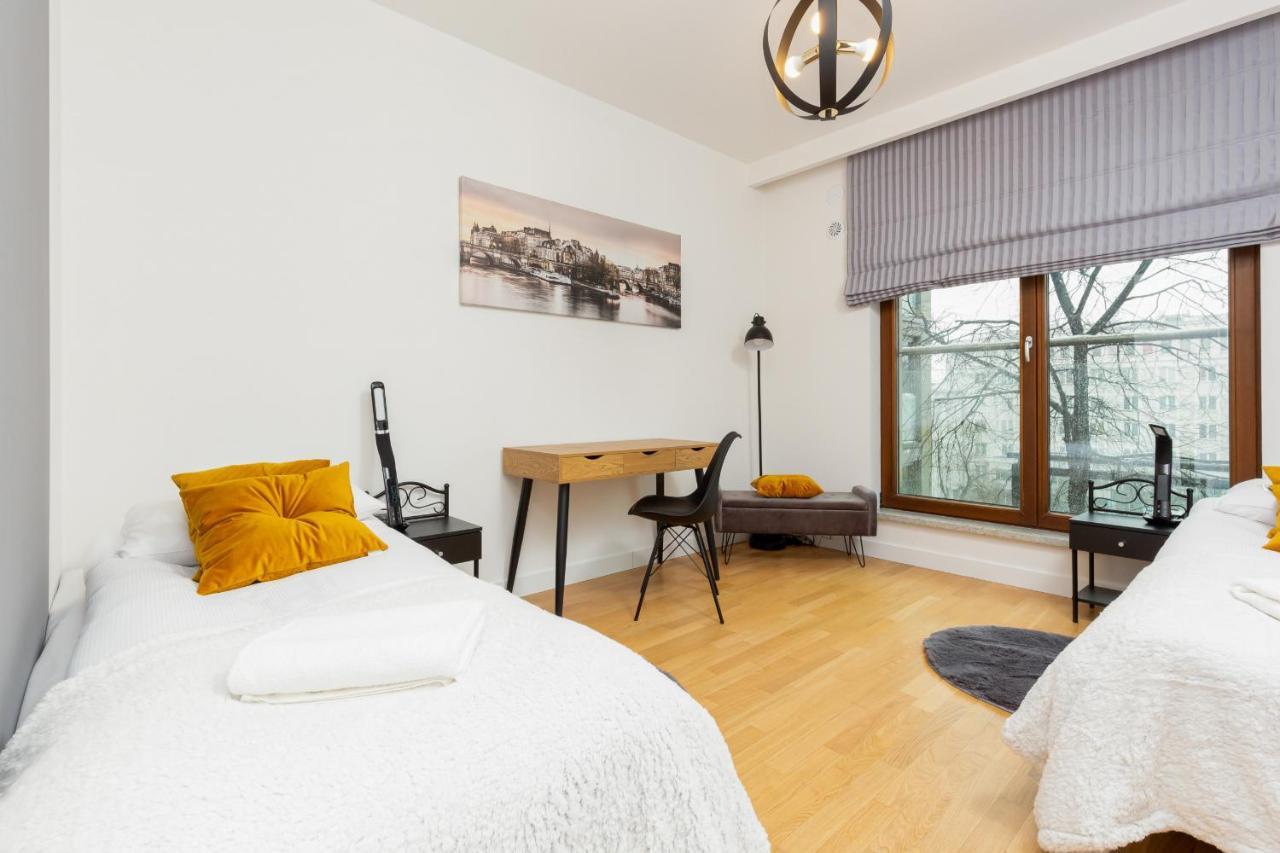 Park Arkadia Apartment With Parking Mokotow By Noclegi Renters Varsavia Esterno foto