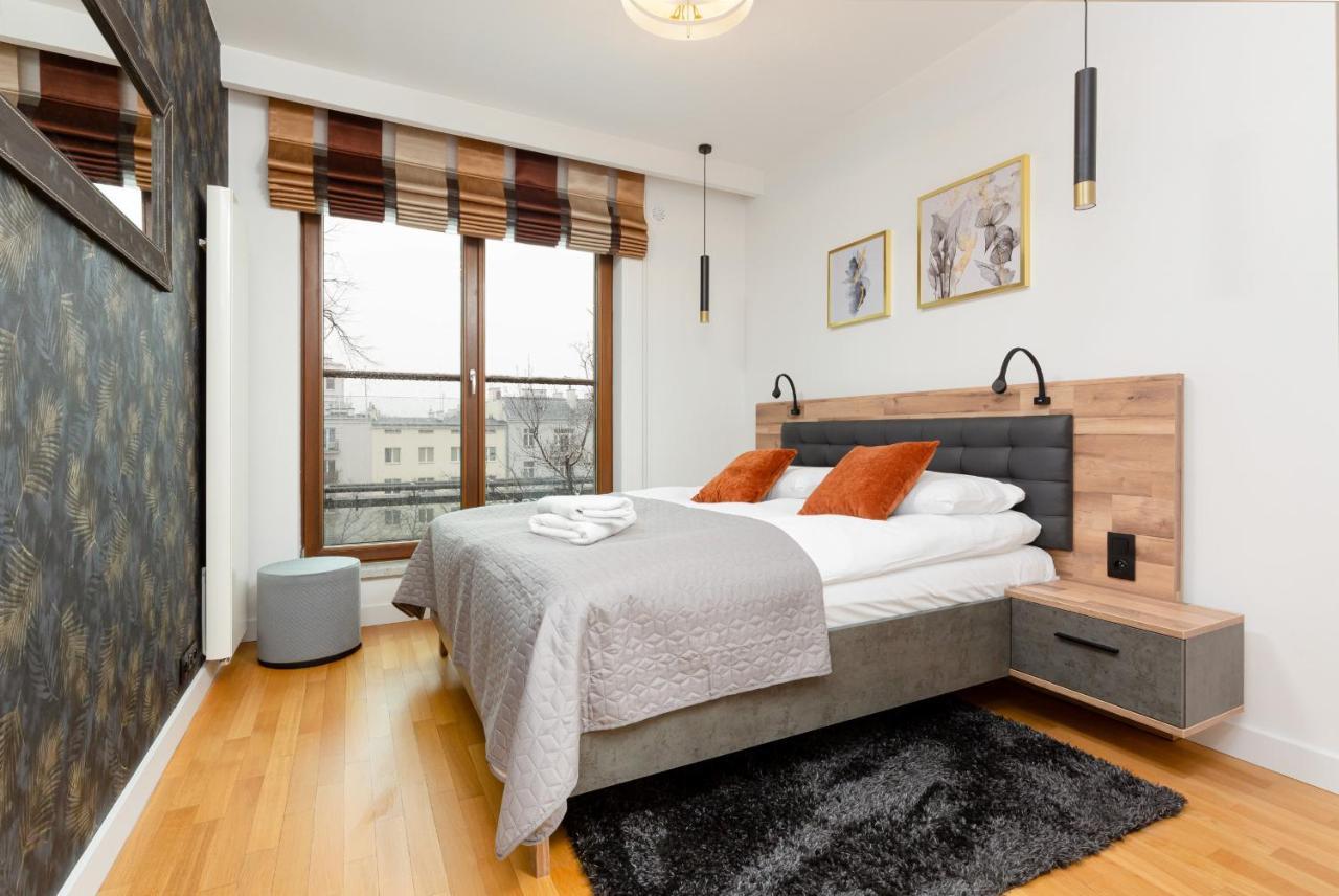 Park Arkadia Apartment With Parking Mokotow By Noclegi Renters Varsavia Esterno foto