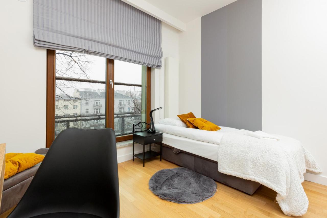 Park Arkadia Apartment With Parking Mokotow By Noclegi Renters Varsavia Esterno foto